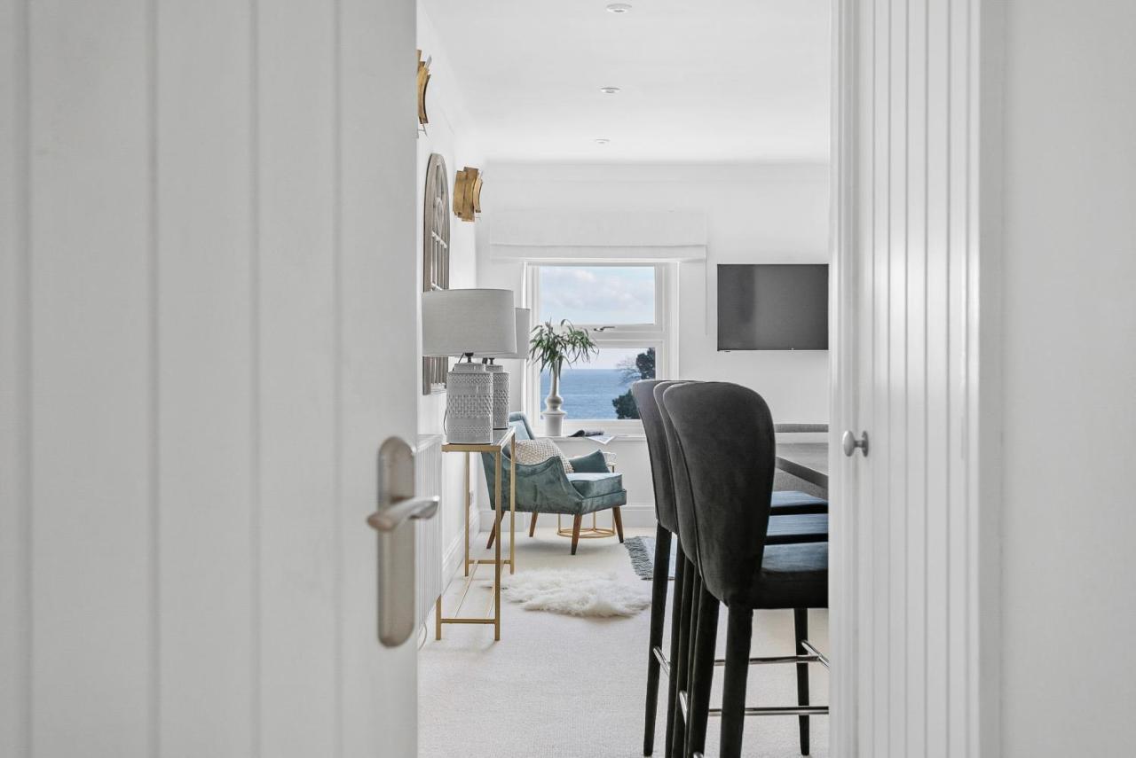 The Seaview Suites At The Corbyn Apartments Torquay Extérieur photo