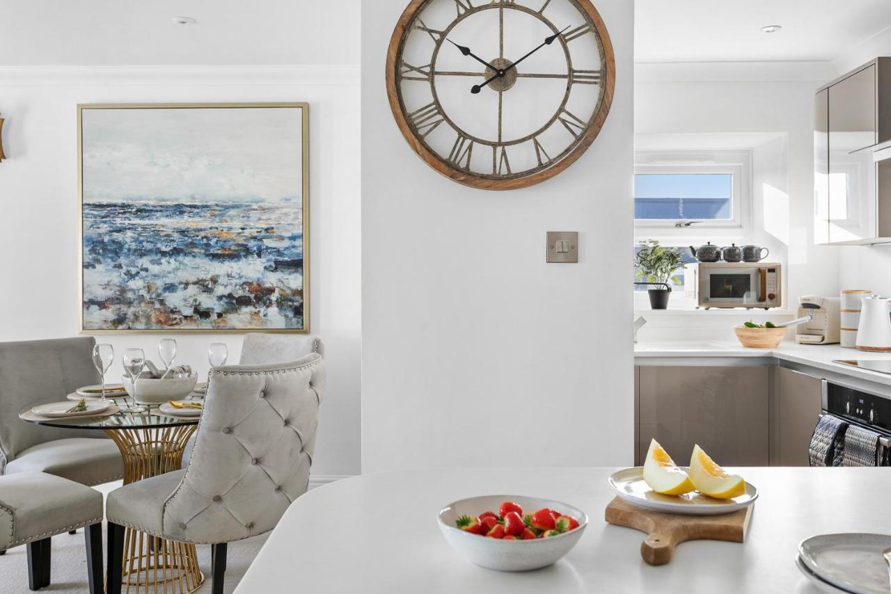The Seaview Suites At The Corbyn Apartments Torquay Extérieur photo